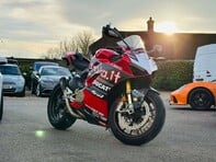 Ducati Panigale V4S 1100 33