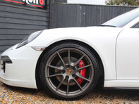 Porsche 911 3.8 991 Carrera 4S Coupe 2dr Petrol PDK 4WD Euro 5 (s/s) (400 ps) 17