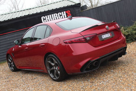 Alfa Romeo Giulia 2.9 Giulia V6 Bi-T Quadrifoglio Auto 4dr 20