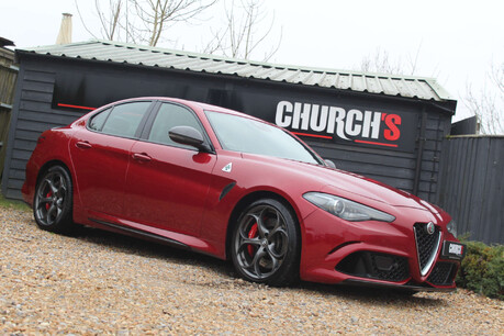 Alfa Romeo Giulia 2.9 Giulia V6 Bi-T Quadrifoglio Auto 4dr 11
