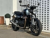 Triumph Speed Twin 1.2 Speed Twin Breitling Edition 11