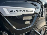 Triumph Speed Twin 1.2 Speed Twin Breitling Edition 14