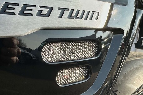 Triumph Speed Twin 1.2 Speed Twin Breitling Edition 18