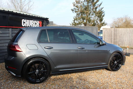 Volkswagen Golf 2.0 Golf R TSi 4Motion Semi-Auto 4WD 5dr 9