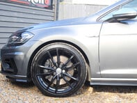 Volkswagen Golf 2.0 Golf R TSi 4Motion Semi-Auto 4WD 5dr 17