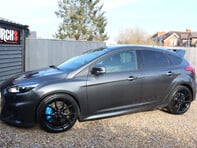 Ford Focus 2.3 Focus RS 4WD 5dr 18