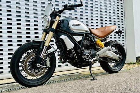 Ducati Scrambler 1100 1.1 Scrambler 1100 18