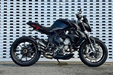 MV Agusta Brutale 0.8 Brutale 800 2