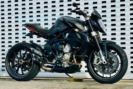 MV Agusta Brutale 0.8 Brutale 800 3