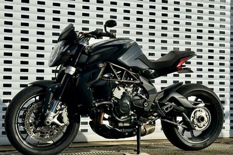 MV Agusta Brutale 0.8 Brutale 800 5