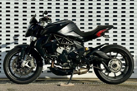 MV Agusta Brutale 0.8 Brutale 800 13