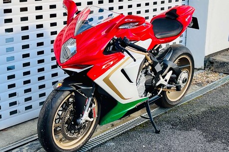 MV Agusta F3 800 AGO Super Sports Petrol Manual Euro 4 (148 ps) 17