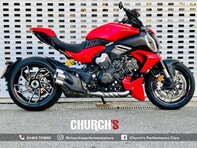 Ducati Diavel 1.2 Diavel V4 1