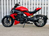 Ducati Diavel 1.2 Diavel V4 10