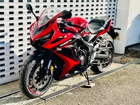 Honda CBR 0.6 CBR 650 RA-P 13