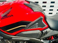 Honda CBR 0.6 CBR 650 RA-P 26