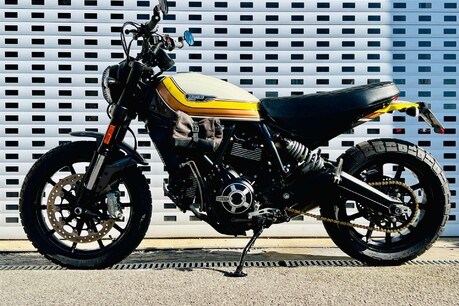 Ducati Scrambler 800 Mach 2.0 Roland Sands Edition 16