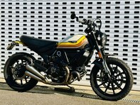 Ducati Scrambler 800 Mach 2.0 Roland Sands Edition 40