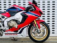 Honda CBR CBR1000 RR-R SP 2