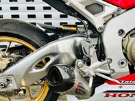 Honda CBR CBR1000 RR-R SP 17