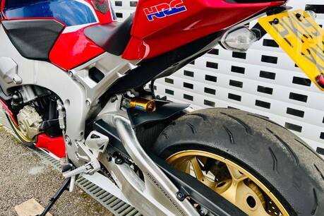 Honda CBR CBR1000 RR-R SP 20