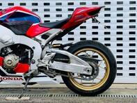 Honda CBR CBR1000 RR-R SP 26