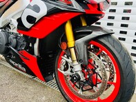 Aprilia Tuono 1.1 Tuono V4 1100 Factory 7