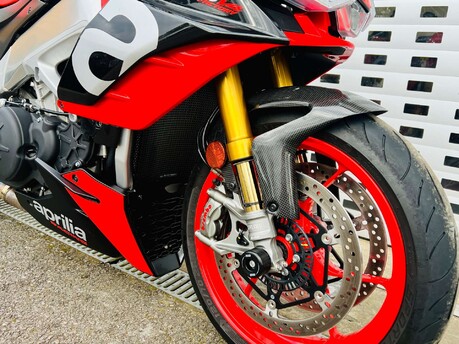 Aprilia Tuono 1.1 Tuono V4 1100 Factory 