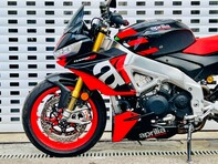 Aprilia Tuono 1.1 Tuono V4 1100 Factory 19