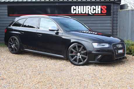 Audi A4 4.2 RS 4 FSI Quattro Auto 4WD 5dr 3