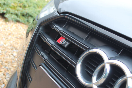 Audi A1 2.0 S1 Competition Edition Quattro 4WD 3dr 19