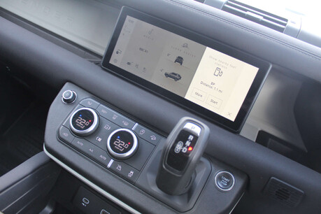 Land Rover Defender 3.0 Defender X-Dynamic SE D MHEV Auto 4WD 3dr 16