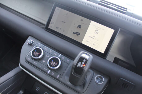 Land Rover Defender 3.0 Defender X-Dynamic SE D MHEV Auto 4WD 3dr 16