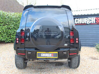 Land Rover Defender 3.0 Defender X-Dynamic SE D MHEV Auto 4WD 3dr 25