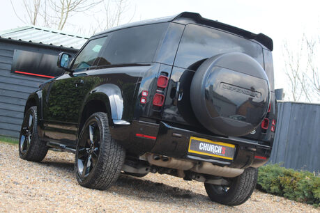 Land Rover Defender 3.0 Defender X-Dynamic SE D MHEV Auto 4WD 3dr 26