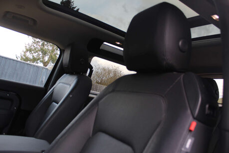 Land Rover Defender 3.0 Defender X-Dynamic SE D MHEV Auto 4WD 3dr 21