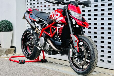 Ducati Hypermotard 0.9 Hypermotard 950 8