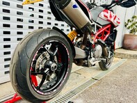 Ducati Hypermotard 0.9 Hypermotard 950 12