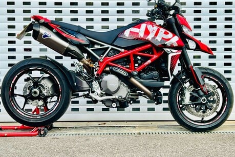 Ducati Hypermotard 0.9 Hypermotard 950 2