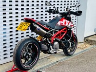 Ducati Hypermotard 0.9 Hypermotard 950 4