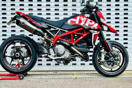 Ducati Hypermotard 0.9 Hypermotard 950 3