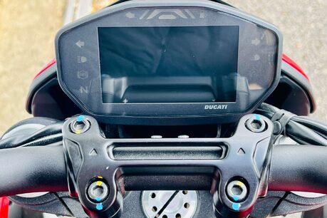 Ducati Hypermotard 0.9 Hypermotard 950 37