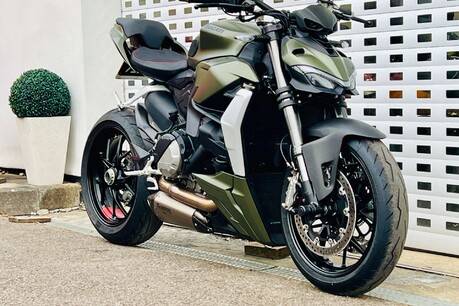 Ducati Streetfighter V2 1.0 Streetfighter V2 3