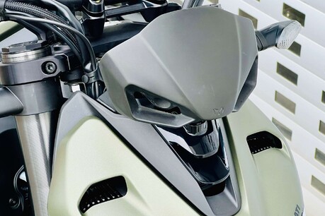 Ducati Streetfighter V2 1.0 Streetfighter V2 9