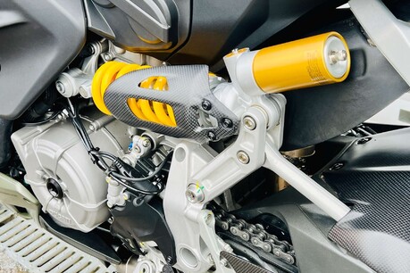 Ducati Streetfighter V2 1.0 Streetfighter V2 33