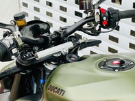 Ducati Streetfighter V2 1.0 Streetfighter V2 28