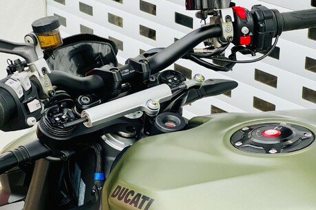 Ducati Streetfighter V2 1.0 Streetfighter V2 28