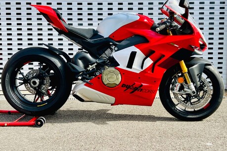 Ducati Panigale V4R 998 Super Sports Petrol Ducati Quick Shift - EVO 2 Euro 5 (218 ps) 9