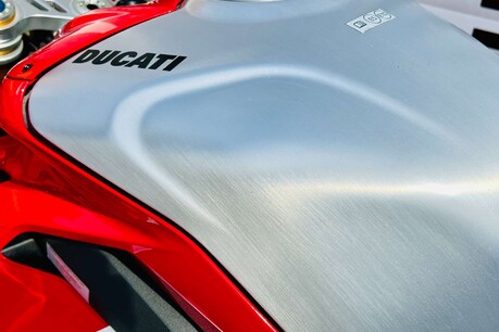 Ducati Panigale V4R 998 Super Sports Petrol Ducati Quick Shift - EVO 2 Euro 5 (218 ps) 37