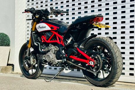 Indian FTR1200 S 27